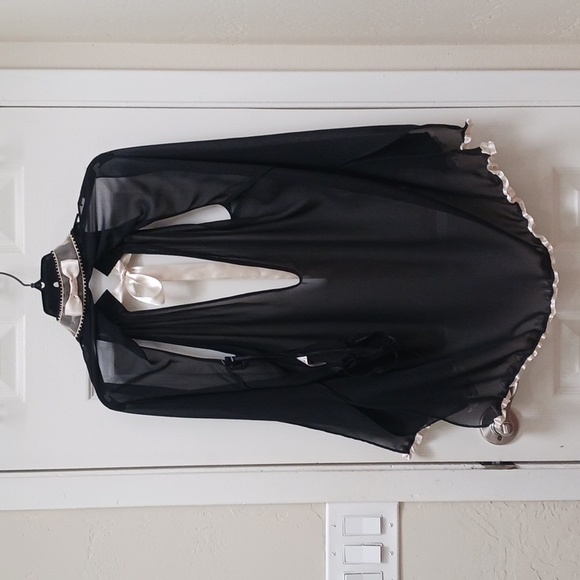 Peek • a • Boudoir Baby Doll - Picture 5 of 11